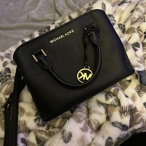 mk purse